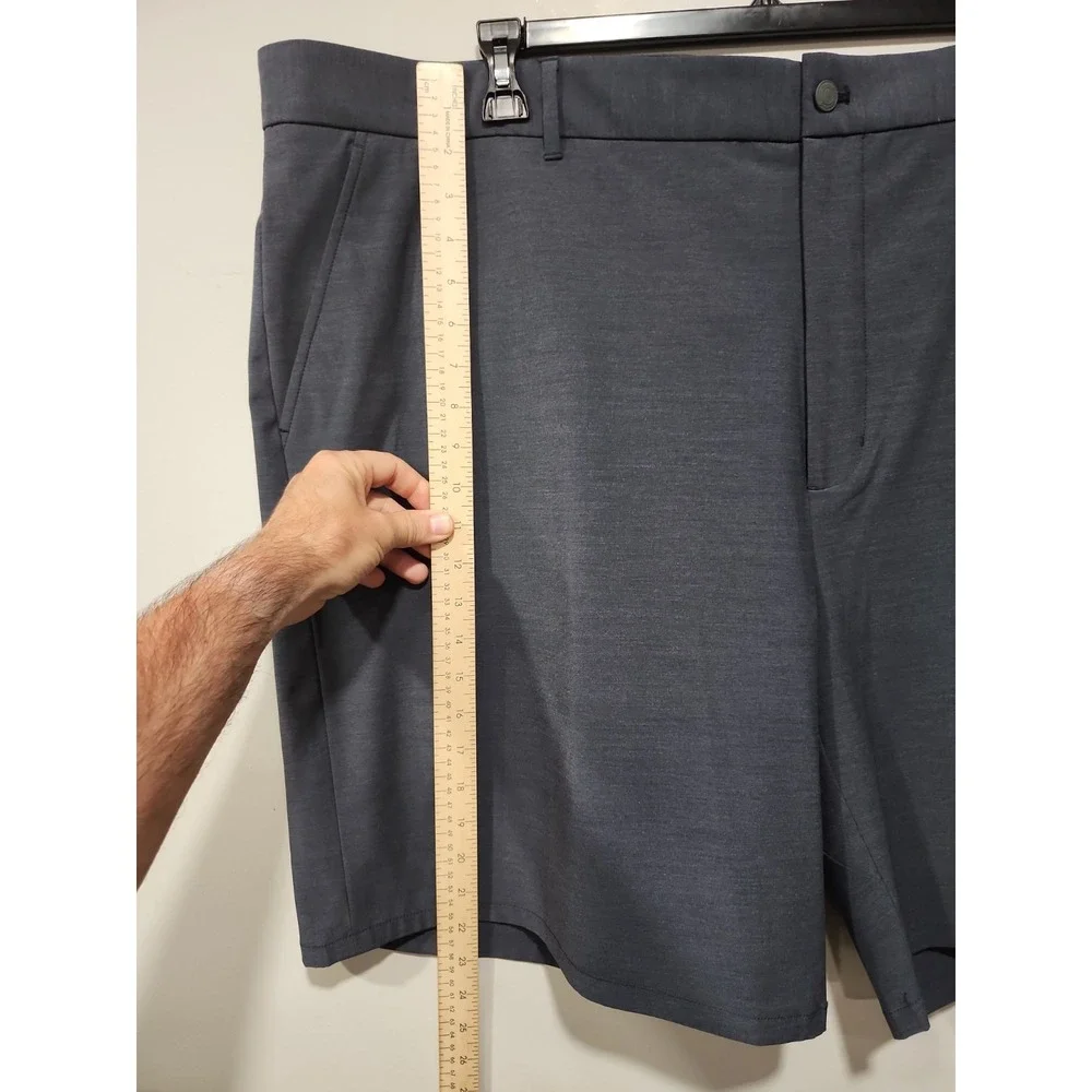 Johnnie-O NWT Mulligan Performance Shorts Mens 52 9